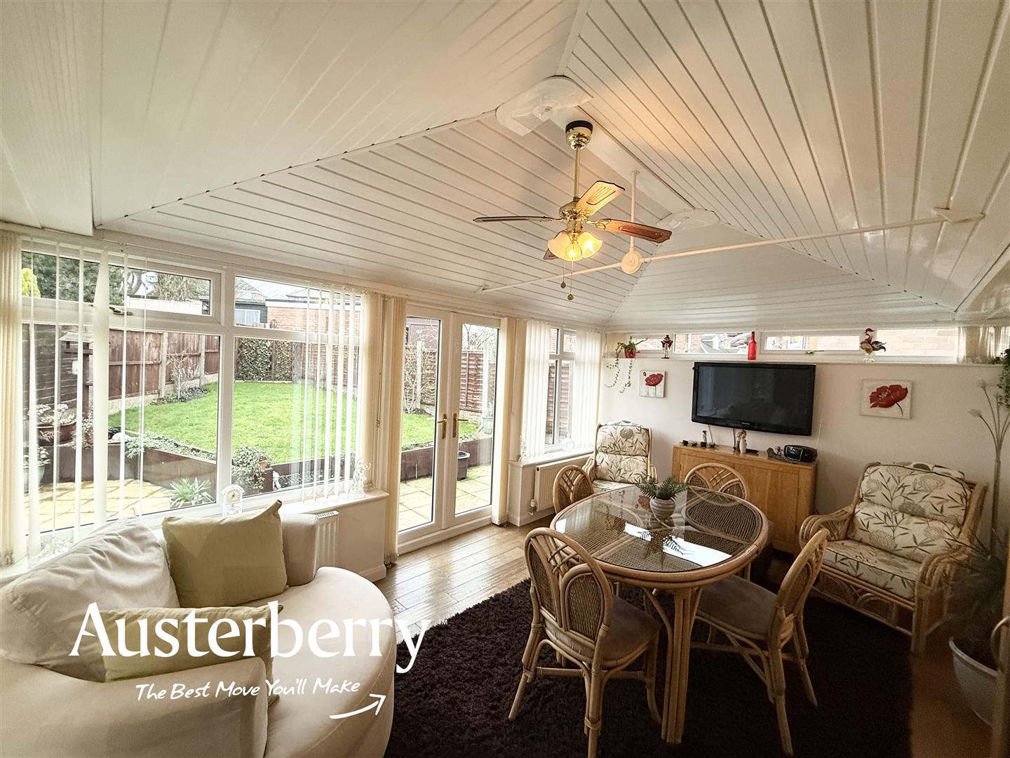 3 bed property in Harlech Avenue, Stoke-On-Trent